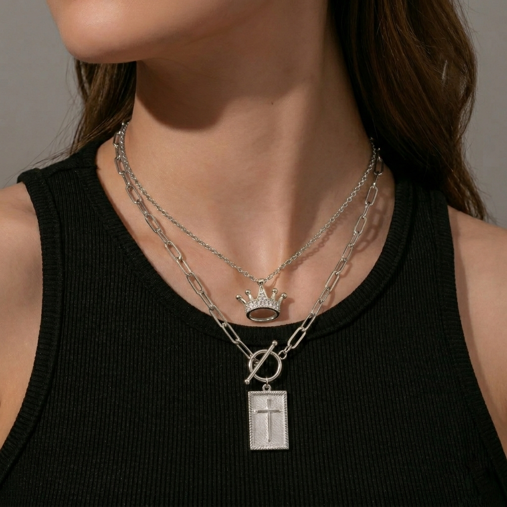 2PC Jesus Is King Necklaces
