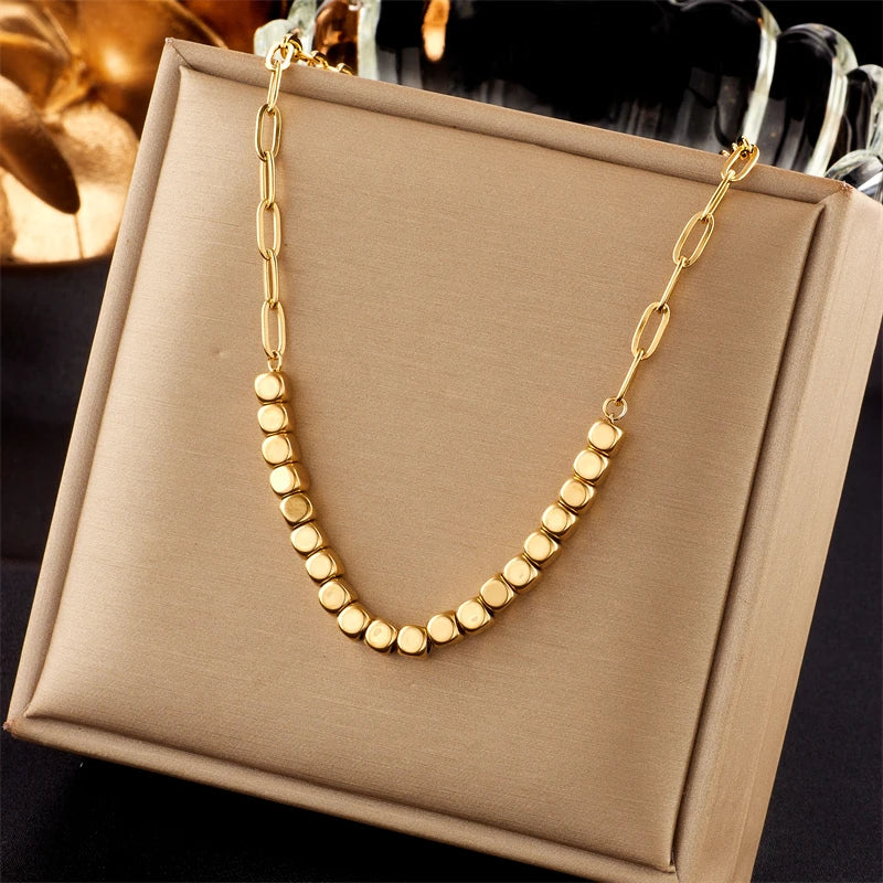 Geometric Cube Chain
