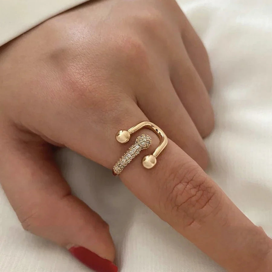 Unique Ball Ring